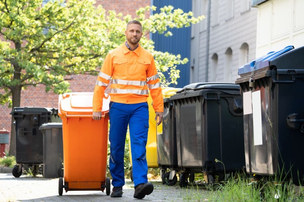 Smart Trash Removal Tips to Simplify Your Move-Out Cleanup